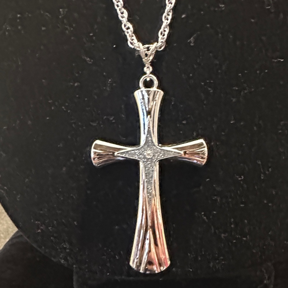 Sterling Chain with Stylish Silver Cross Pendant Necklace